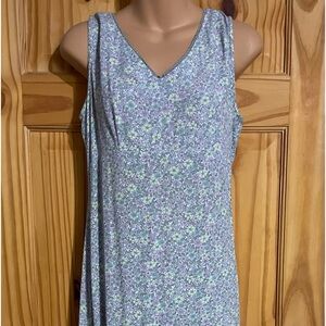 Old Navy midi dress size 8 looks great alone or with a light sweater (as shown).